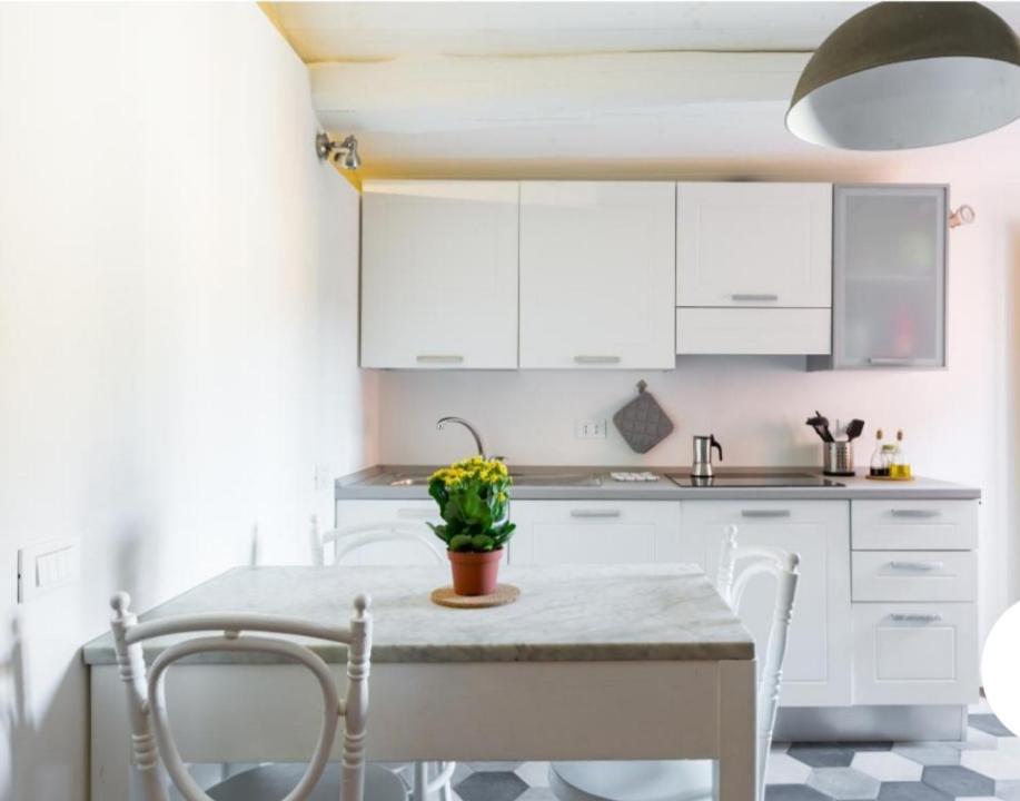 Cozy Studio In Trastevere โรม ภายนอก รูปภาพ